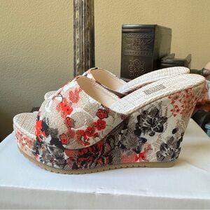 ✅NEW Floral Wedge Sandals